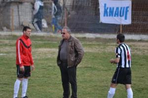 Antrenorul Patica s-a imbolnavit de inima din cauza fotbalului.