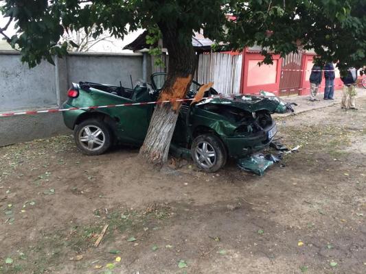 Tragedie in comuna Lita! Doi tineri ucisi de viteza!