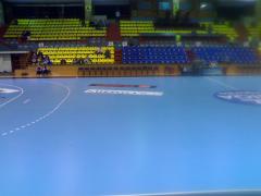 Sala "Traian" din Ramnicu Valcea in asteptarea meciului din Liga Campionilor la handbal feminin a