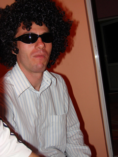 Vlad Craioveanu intr-un club de gay din Turnu