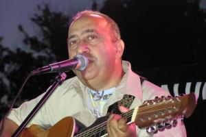 Emeric Imre, omul cu chitara.