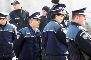 Angajari la Politie. MAI recrutează 2500 de polițiști din „sursă externă”
