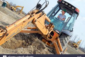 Mihaita si buldoexcavatorul