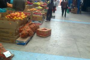 Piata Municipala, locul unde taranii sunt marginalizati