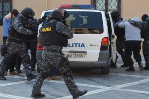 Grup infractional specializat in trafic de droguri de mare risc, destructurat de DIICOT Teleorman.