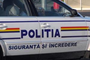 Toti nebunii circula pe sosele. Politia este prea corupta si plina de papagali.