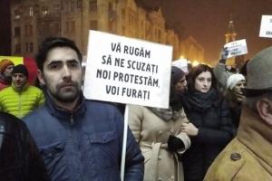 De ce mama nu ai incredere in copilul tau? De ce taci tata?