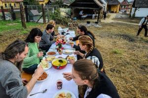 Punct gastronomic local