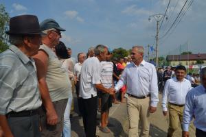 Ceausescu a fost in vizita la Saelele.