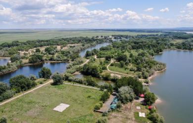 Seaca, Belina si baltile de la Dunare - un paradis, mult peste zona Islaz. De aceea a fost locatia preferata de Dragnea