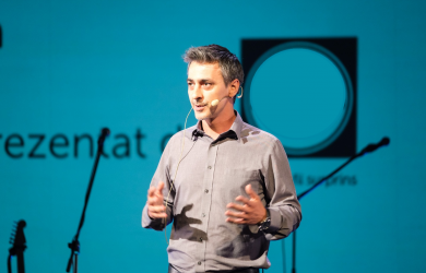 Video Un smecher a scos la tabla conducerea CJ Teleorman - Gadea a chiulit, vicele a citit din caiet