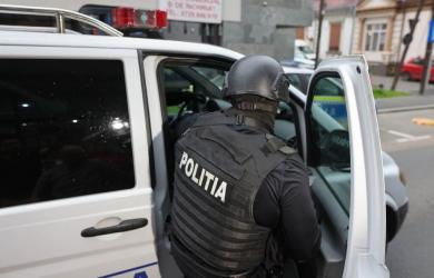 Perchezitii DNA la primaria Troianul si la sediile unor firme