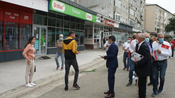 Tinerii din Turnu nu il vor pe Cuclea.